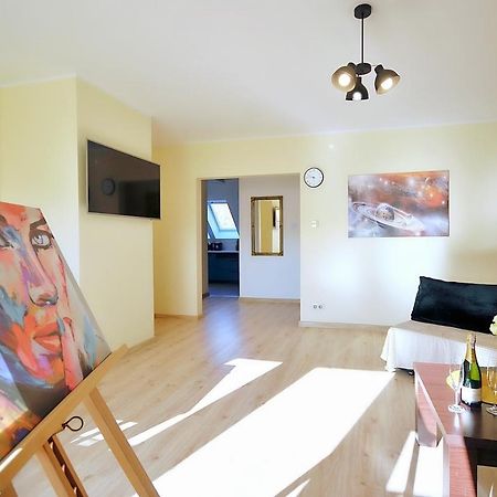 50 M Do Plazy Thobruk Apartamenty Piekna Dama Z Kolobrzegu Exterior photo