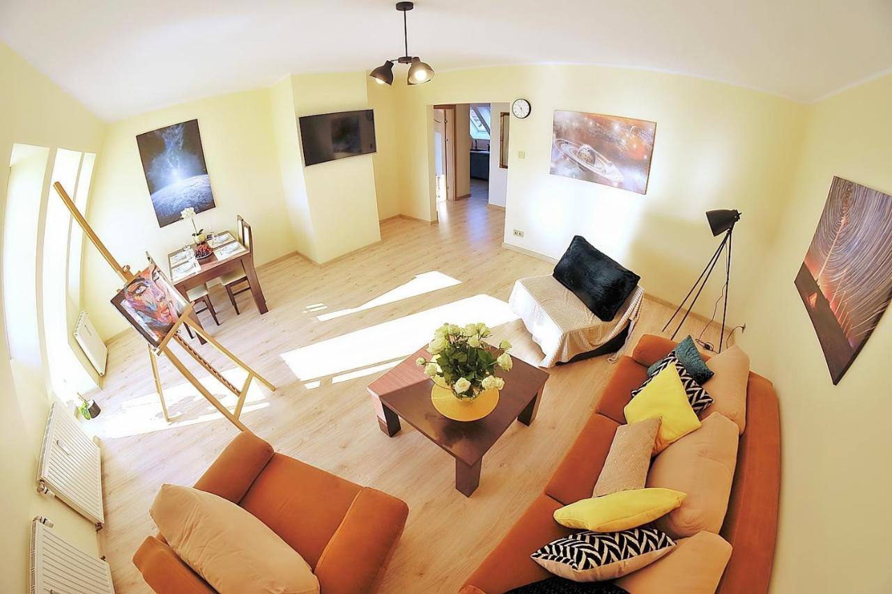 50 M Do Plazy Thobruk Apartamenty Piekna Dama Z Kolobrzegu Exterior photo